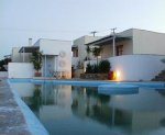Hotel Kouros, Studios and Apartments, Stelida, Agios Prokopios, Naxos island, Greece / click image for information and prices