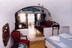 Sunny Villas interior villa, Imerovigli, Santorini island Cyclades, Greece / click image to enlarge